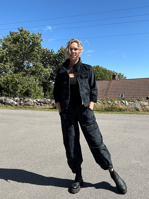 4169 Bukse Velvet, Black (BlåSvart), Cord