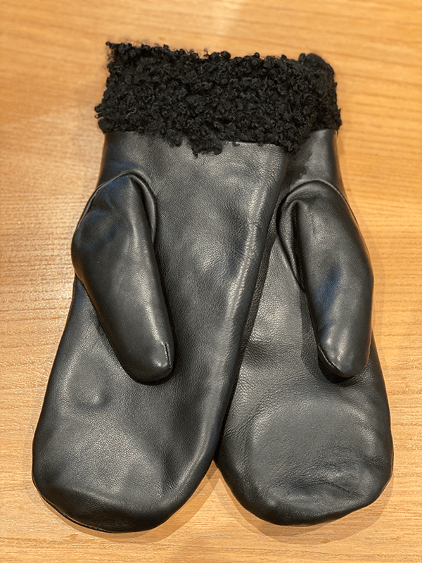 Matera Votter, Skinn, Black