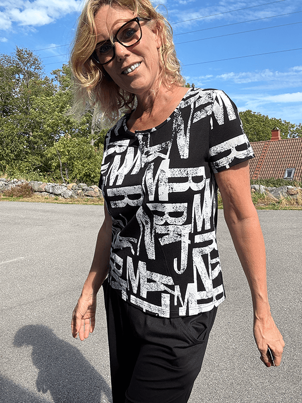 PreOrder: 0233 Topp knapp, Letters