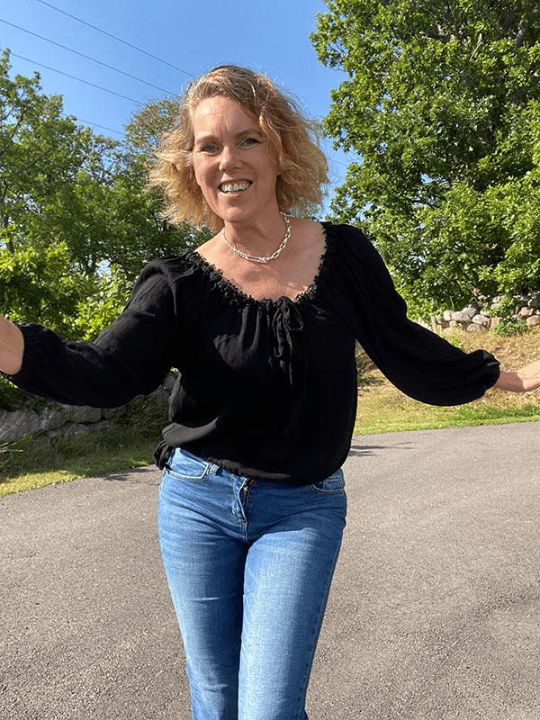 Leona Topp, Black, Rayon