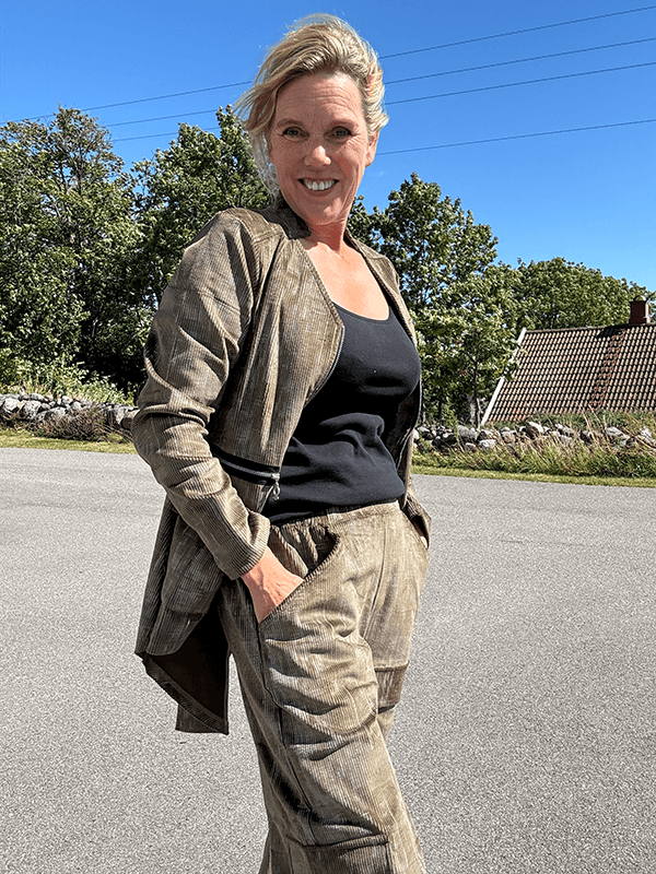 4169 Bukse Velvet, Army, Cord Tykk
