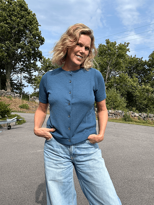 8032 Cardigan Kort Erm, Denim Blue, Merino
