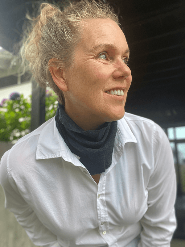 1040 TriangelSkjerf (S), Midnight Blue Melange, Merino