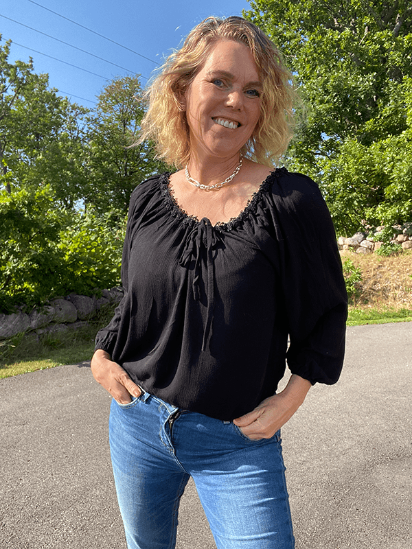 Leona Topp, Black, Rayon