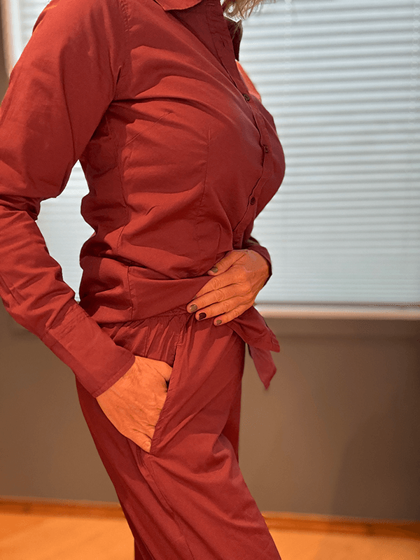 13023 Bukse Vid, Soft Burgundy, Poplin